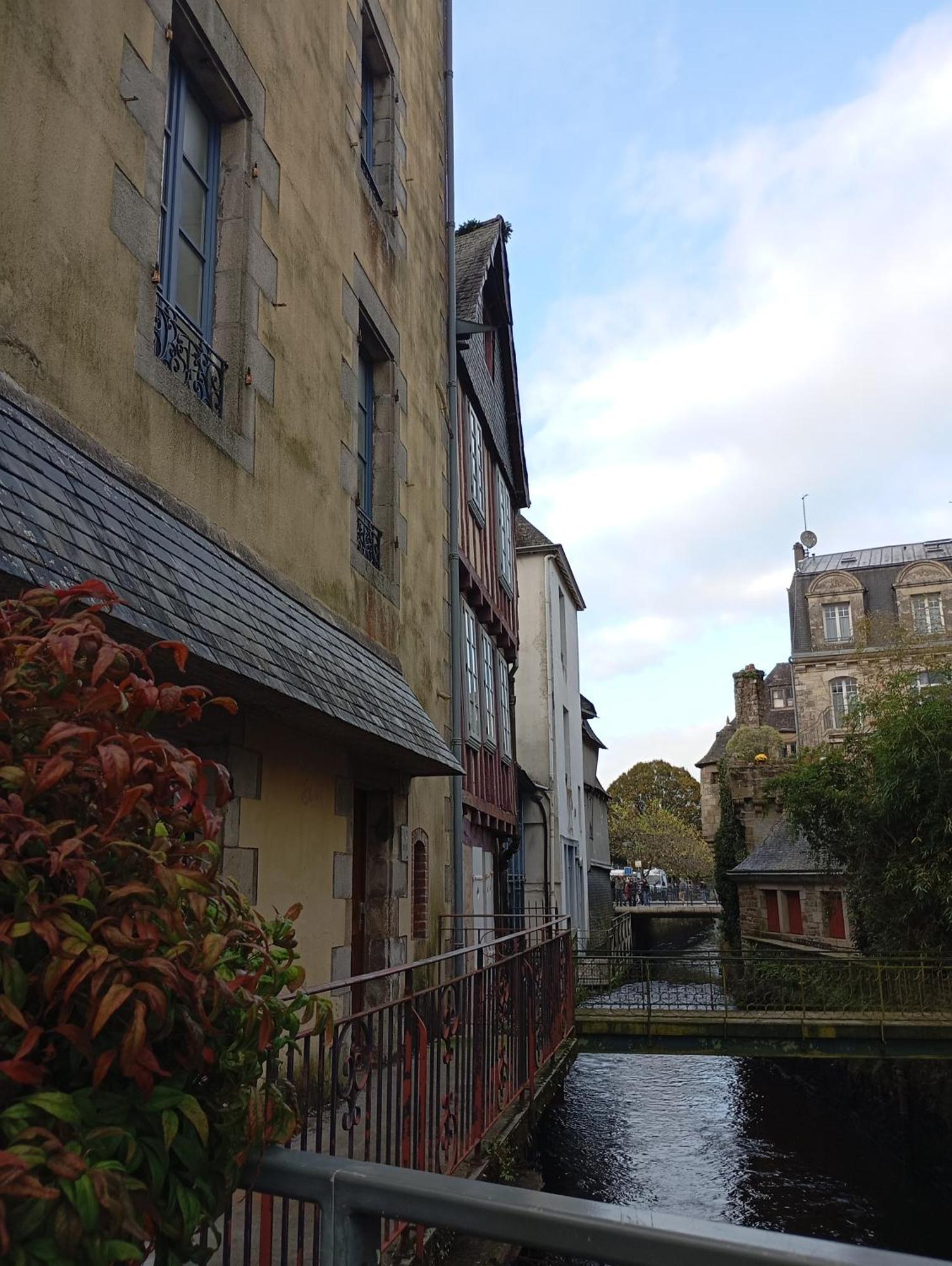 Escapade Romantique Sous Les Toits De Kereon - Centre Historique, Rue Pietonne Quimper Extérieur photo