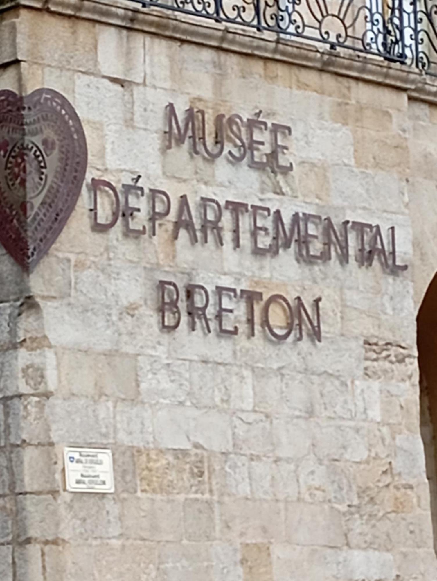 Escapade Romantique Sous Les Toits De Kereon - Centre Historique, Rue Pietonne Quimper Extérieur photo